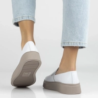 Bílé kožené polobotky Filippo DP7519/26 WH