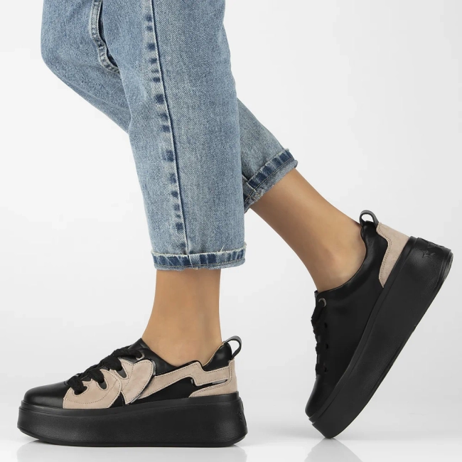 Černé kožené sneakersy Filippo DP6684/24 BK