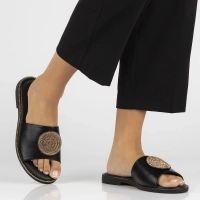 Černé pantofle Filippo DK6217/24 BK