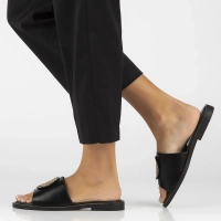 Černé pantofle Filippo DK6217/24 BK