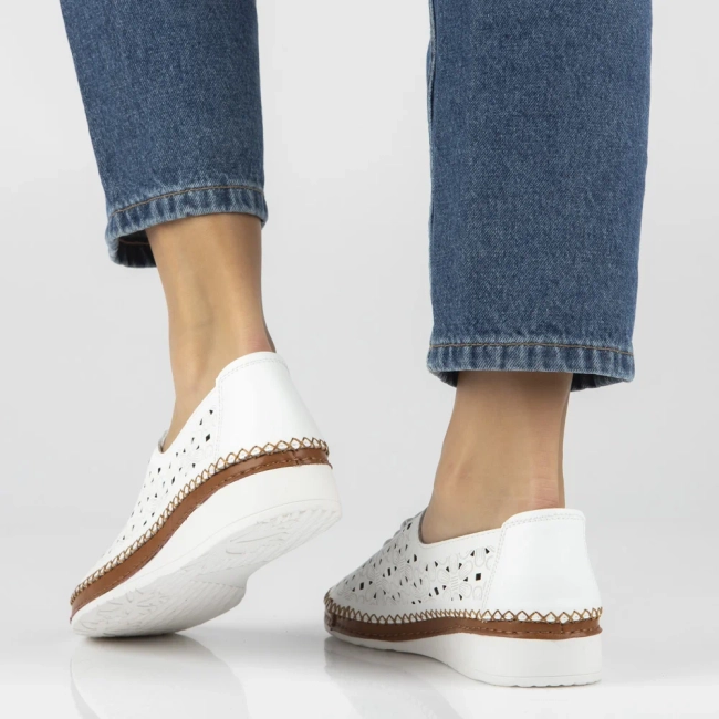 Bílé kožené polobotky Filippo DP7624/26 WH
