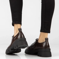 Tmavě hnědé kožené polobotky Filippo DP8156/26 D BR