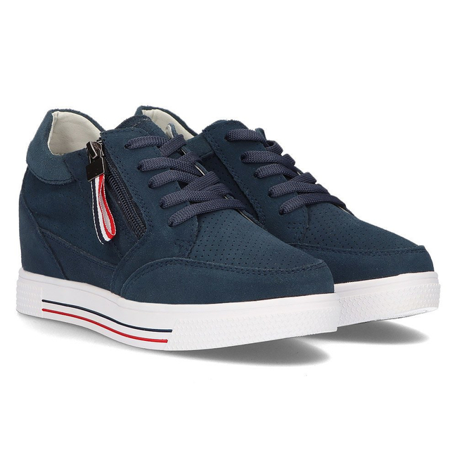 Tmavě modré kožené sneakersy na klínku Filippo DP2350/21 NV