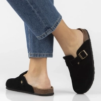 Černé kožené pantofle Filippo DK7918/26 BK