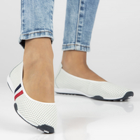 Bílé kožené polobotky Filippo DP2063/23 WH