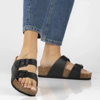 Černé kožené pantofle Filippo DK7885/26 BK