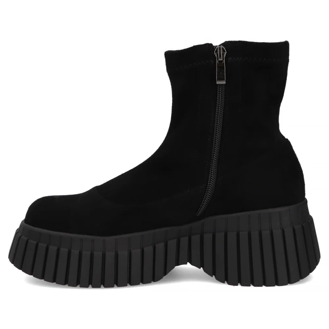 Černé kotníkové boty na platformě Filippo DBT8235/26 BK