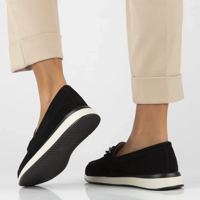 Černé kožené polobotky Filippo DP6137/24 BK