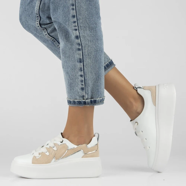Bílé kožené sneakersy Filippo DP6684/24 WH