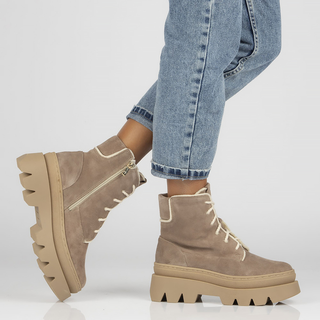 Semišové kotníkové boty Filippo 60404 Taupe